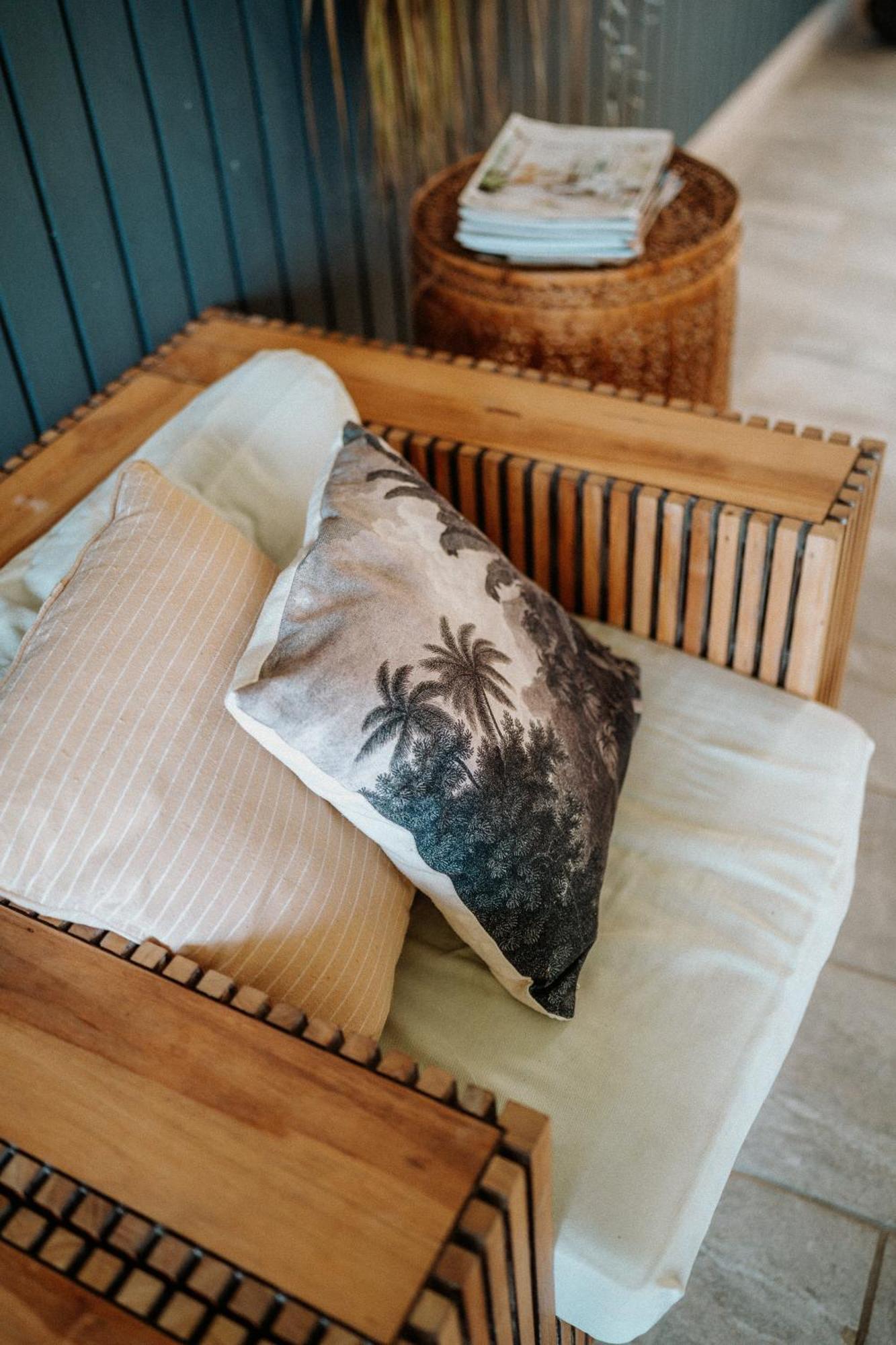 Villa Manika Vue Mer เลอ มูเล่ ภายนอก รูปภาพ
